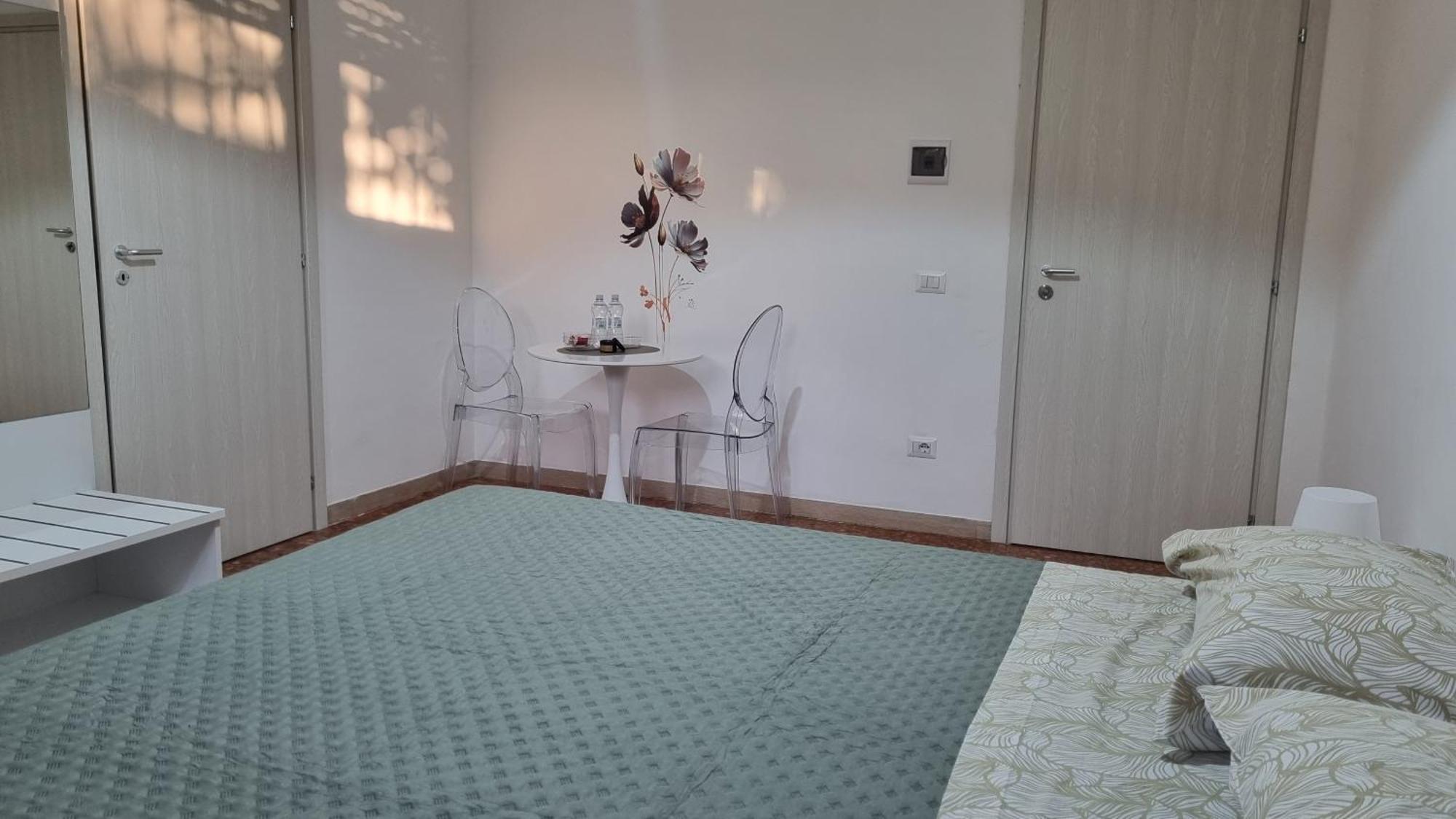 Bam Bam Tiburtina Guesthouse Rom Exterior foto