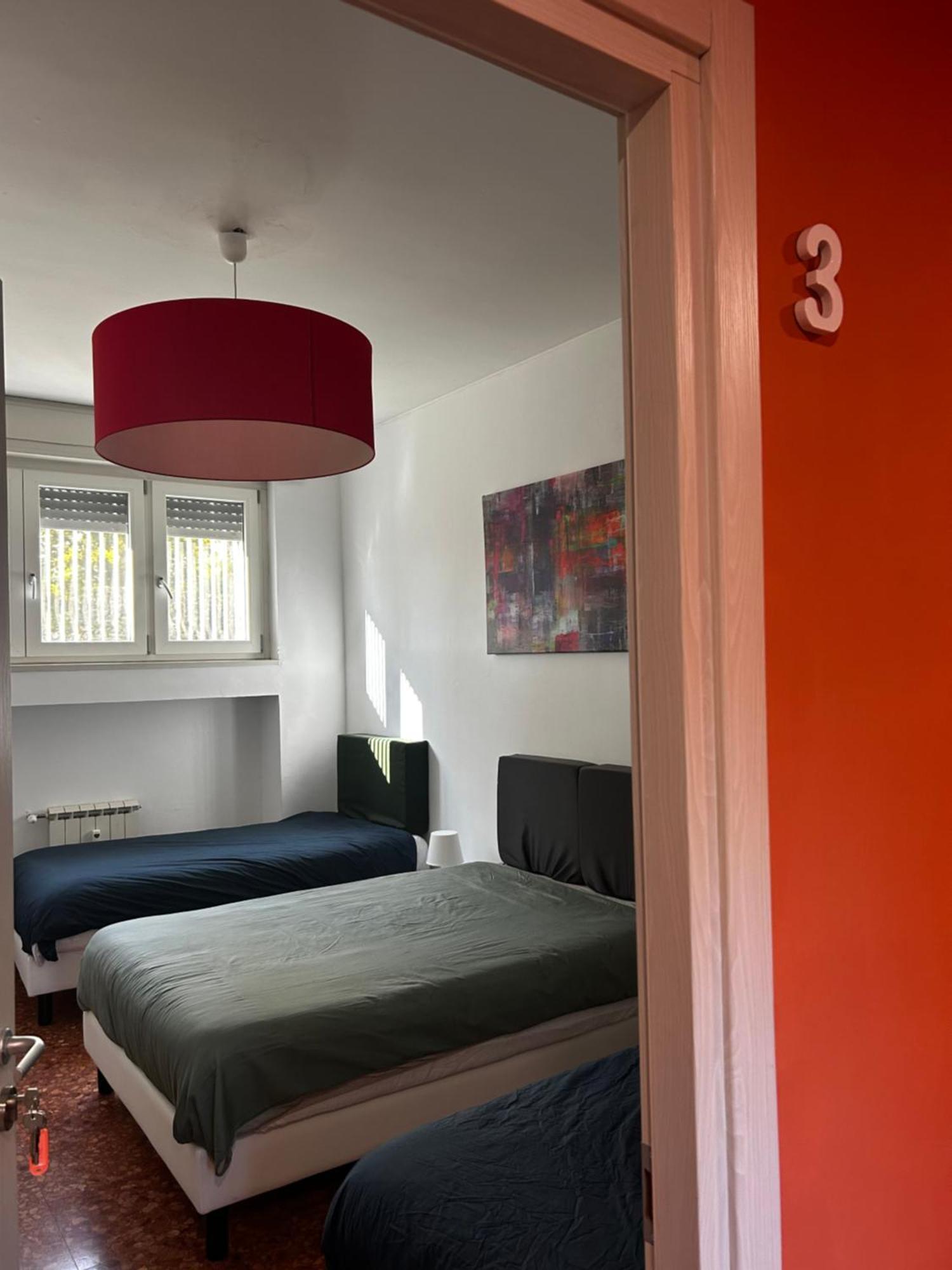 Bam Bam Tiburtina Guesthouse Rom Exterior foto